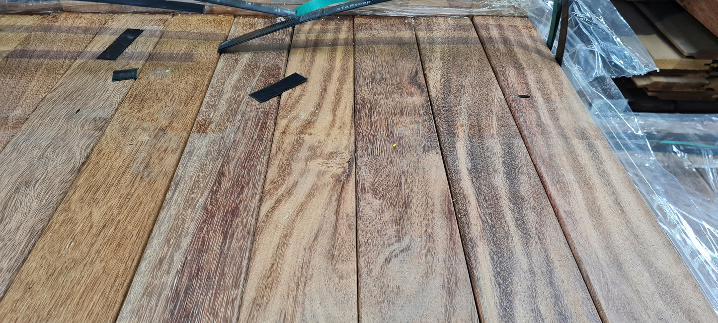 21mm x 145mm Glad geschaafde plank Sucupira Preta breed kort €5,99 p/m