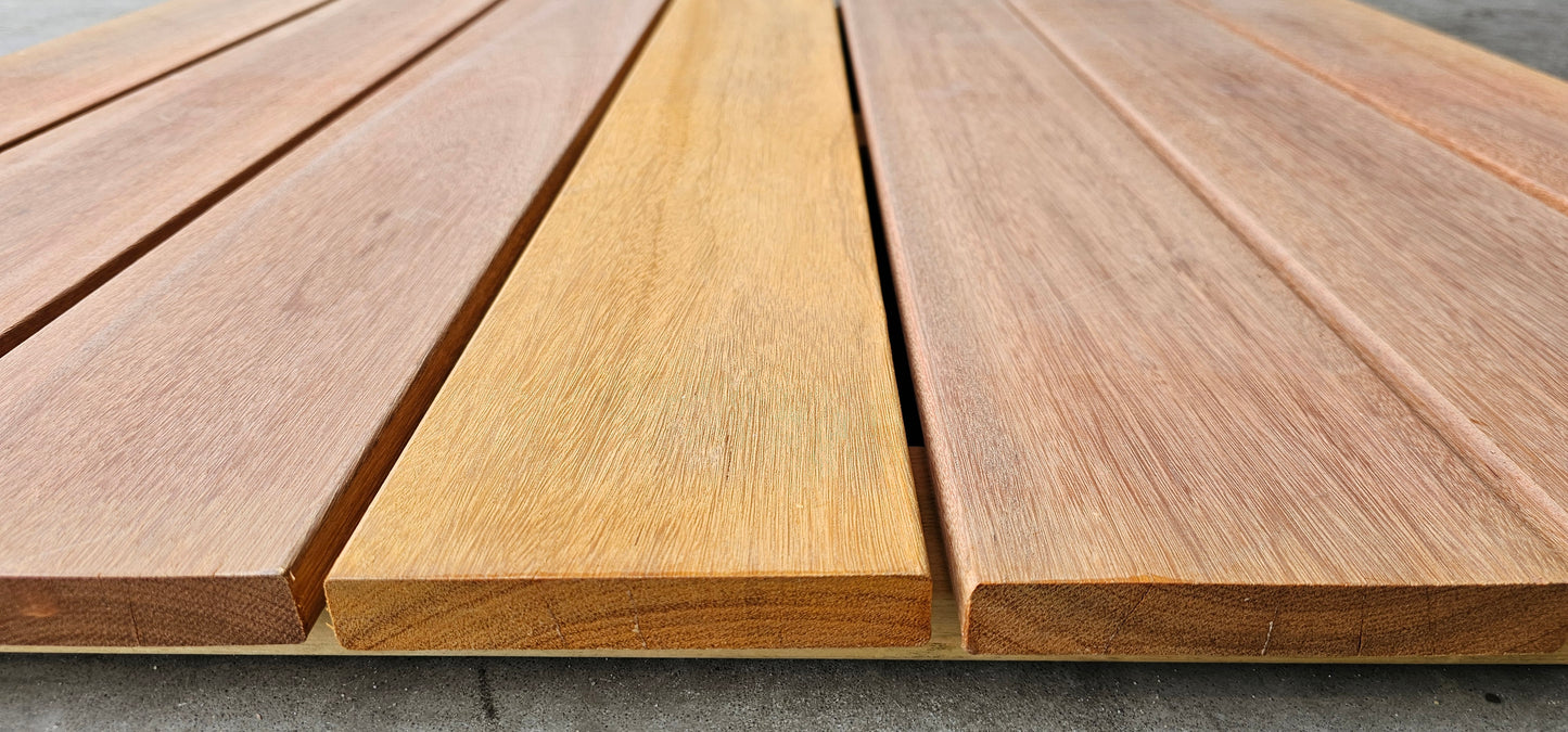 35mm x 140mm Glad geschaafde plank Pequia Marfim breed €12,49 p/m