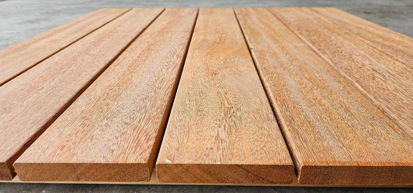 21mm x 145mm Glad geschaafde plank Mandioqueira breed kort €5,99 p/m