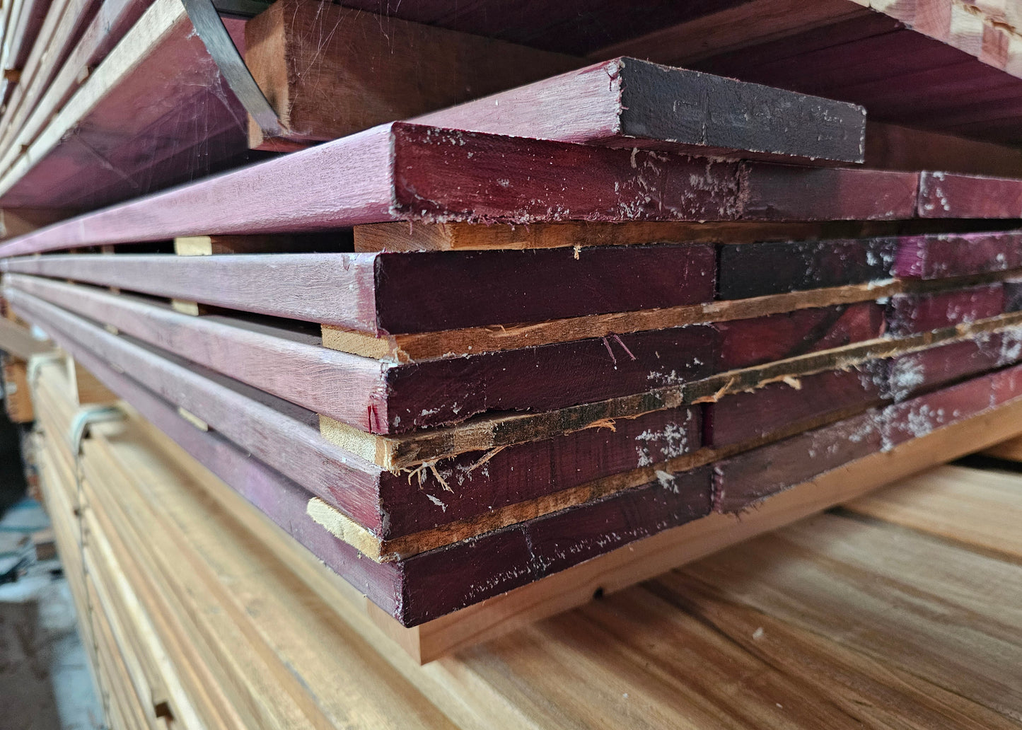 21mm x 50mm Glad geschaafde lat Purperhart smal €2,49 p/m