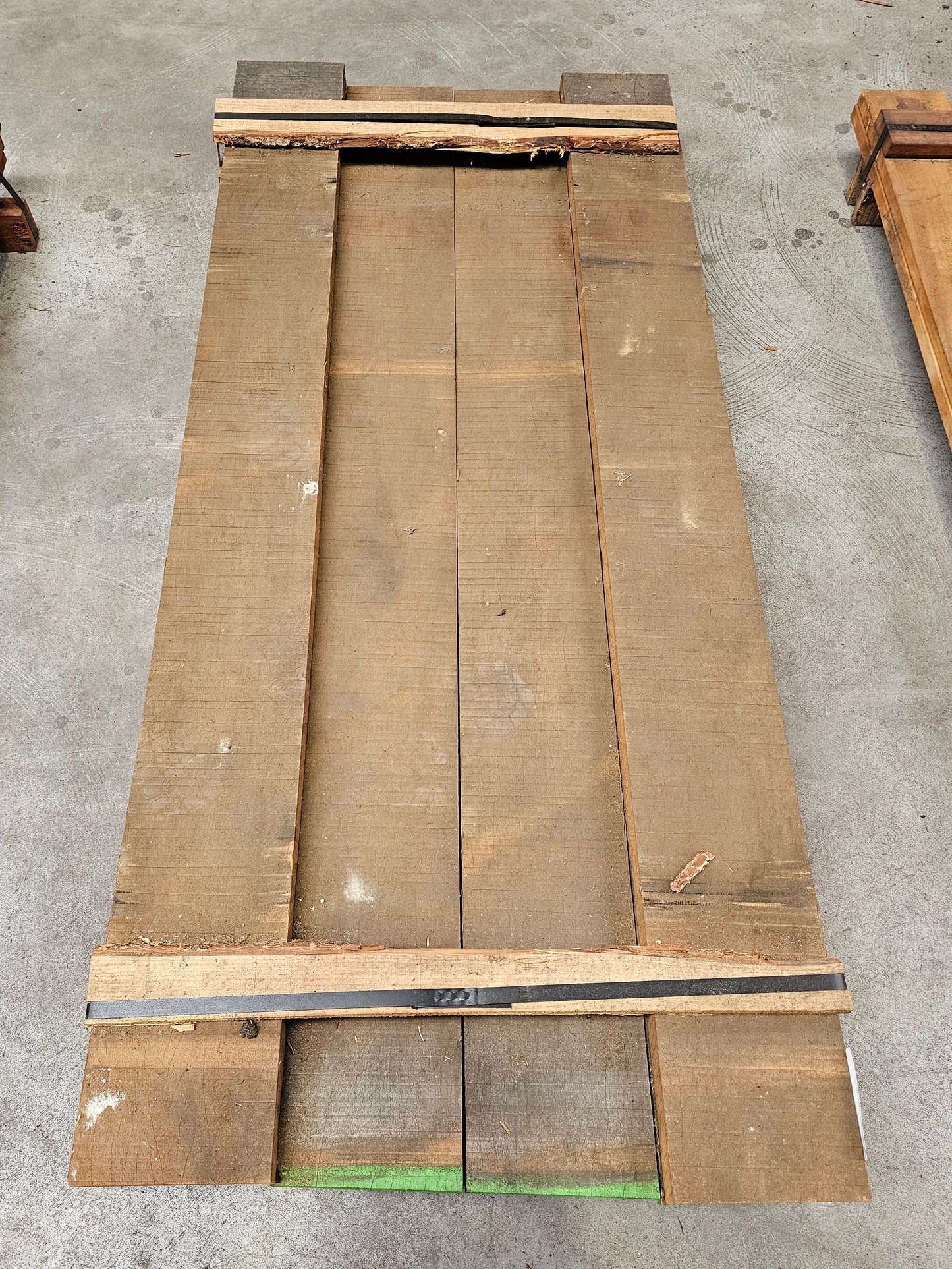 6x 1,75 meter gezaagde planken. 30mm x 190mm €5,99 p/m!!! Bilinga
