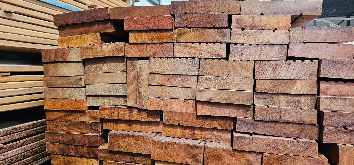 Bundel (0,6m3) diversen hardhout voor de hobbyist