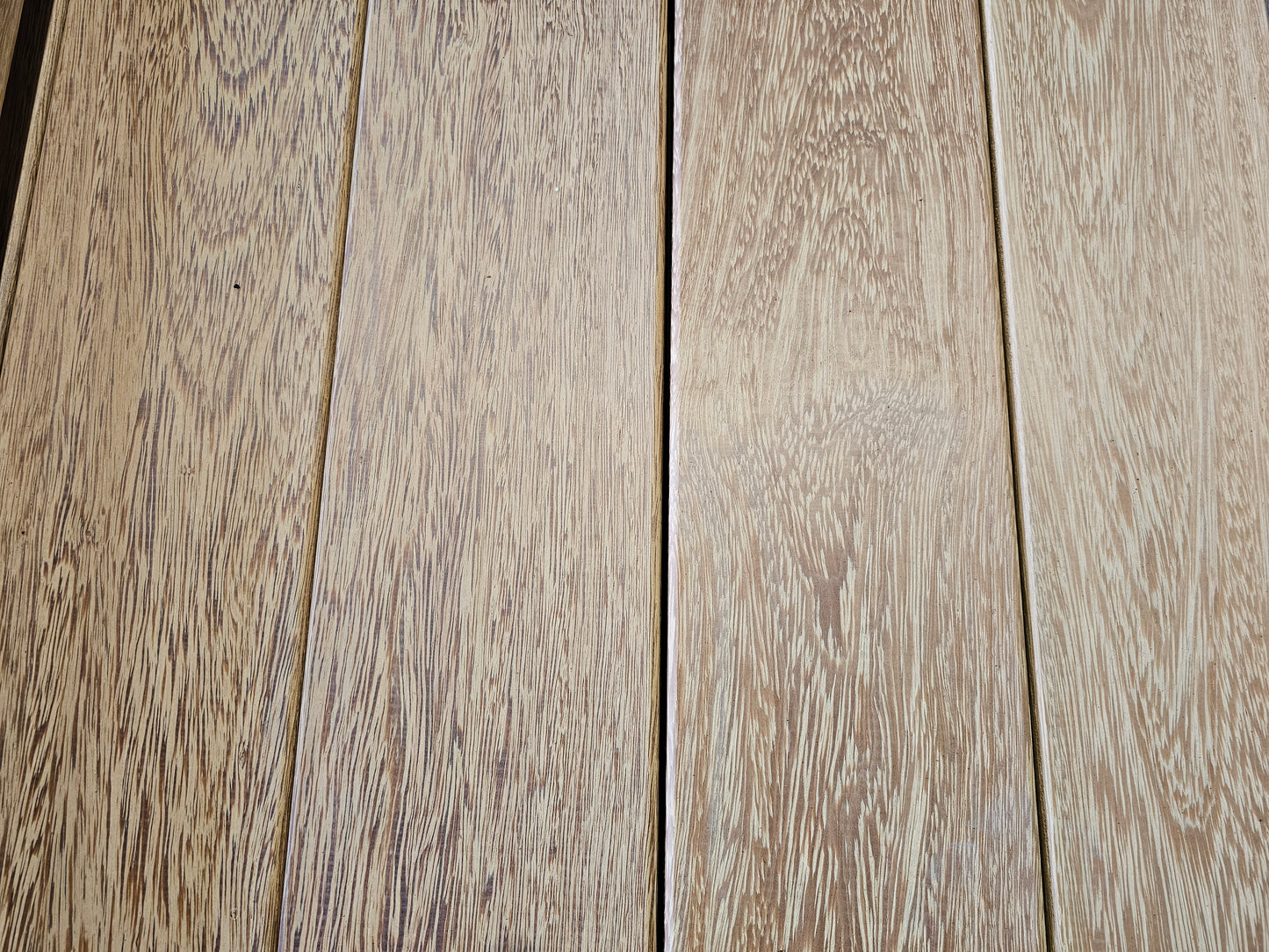 28mm x 190mm Glad geschaafde plank Angelim da Campina extra breed en extra dik €12,99 p/m