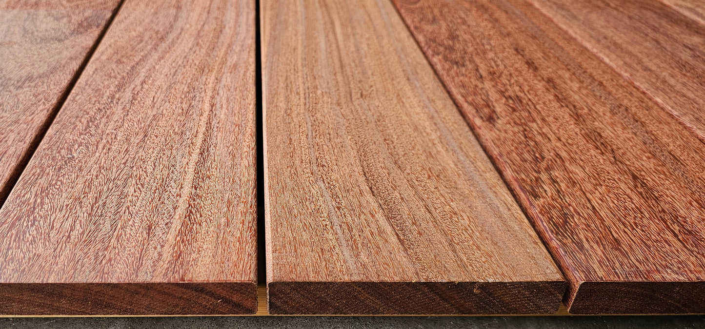 21mm x 190mm Glad geschaafde plank Cumaru extra breed €12,99 p/m