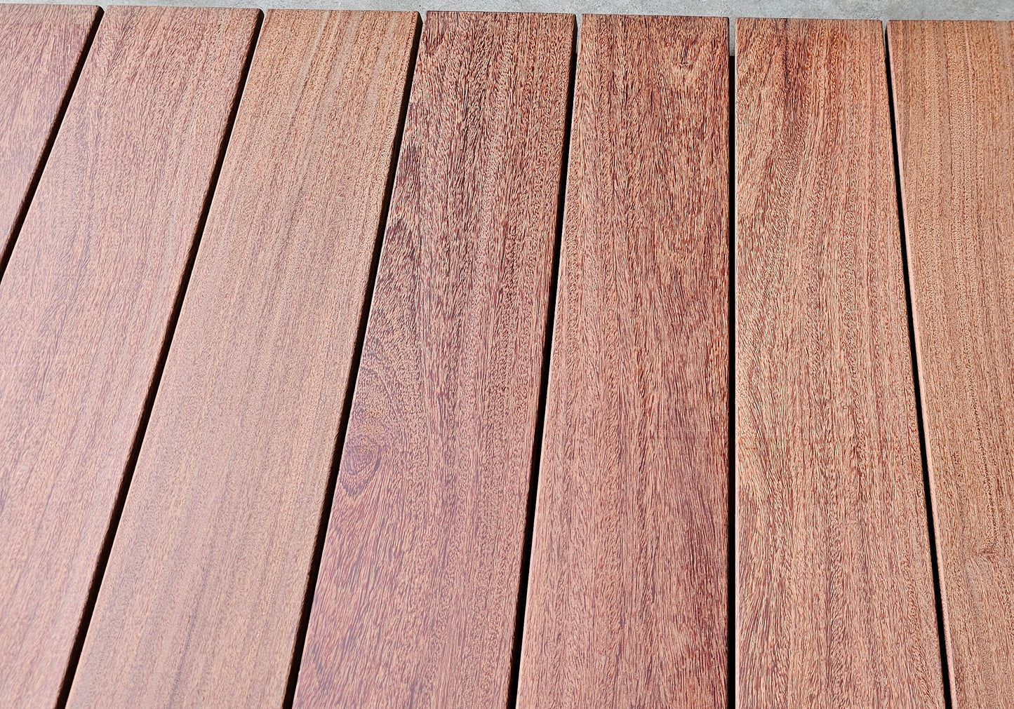 21mm x 190mm Glad geschaafde plank Cumaru extra breed €12,99 p/m