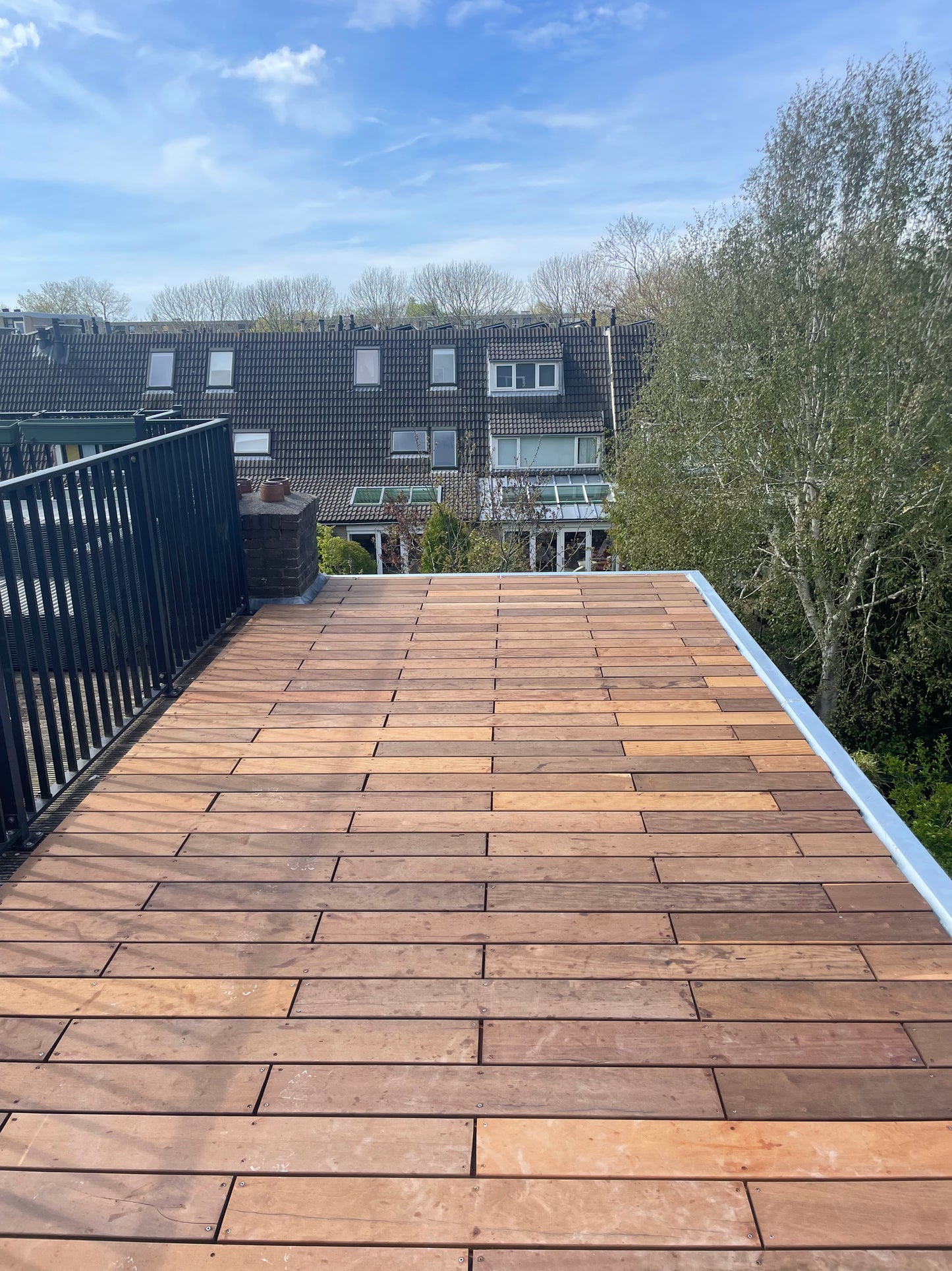 Promotie!! €4,79 per meter. Bundel 160 stuks, ong 30M2 Vlonderplanken 21mm x 120mm x 1500mm Itauba