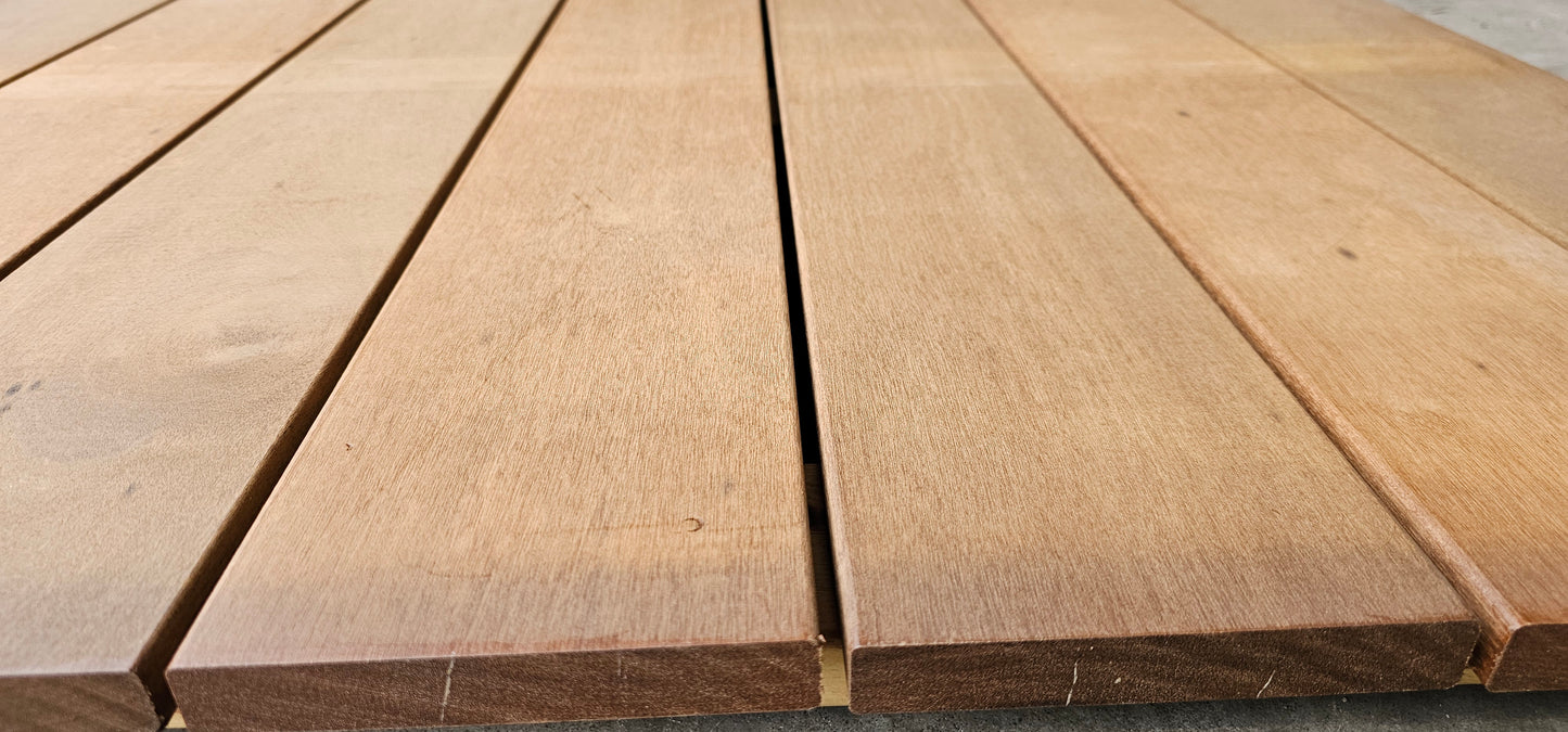 21mm x 145mm Glad geschaafde plank Itaúba breed kort €5,99 p/m