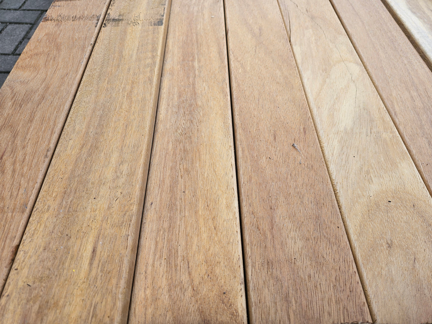 21mm x 90mm Glad geschaafde plank Orelha de Macaco smal €6,49 p/m