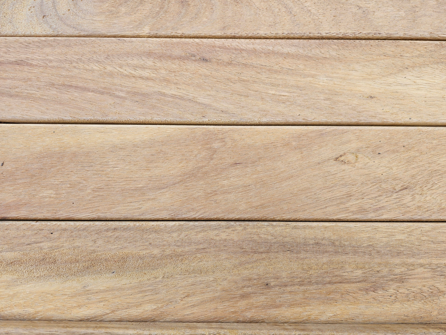 21mm x 90mm Glad geschaafde plank Orelha de Macaco smal €6,49 p/m