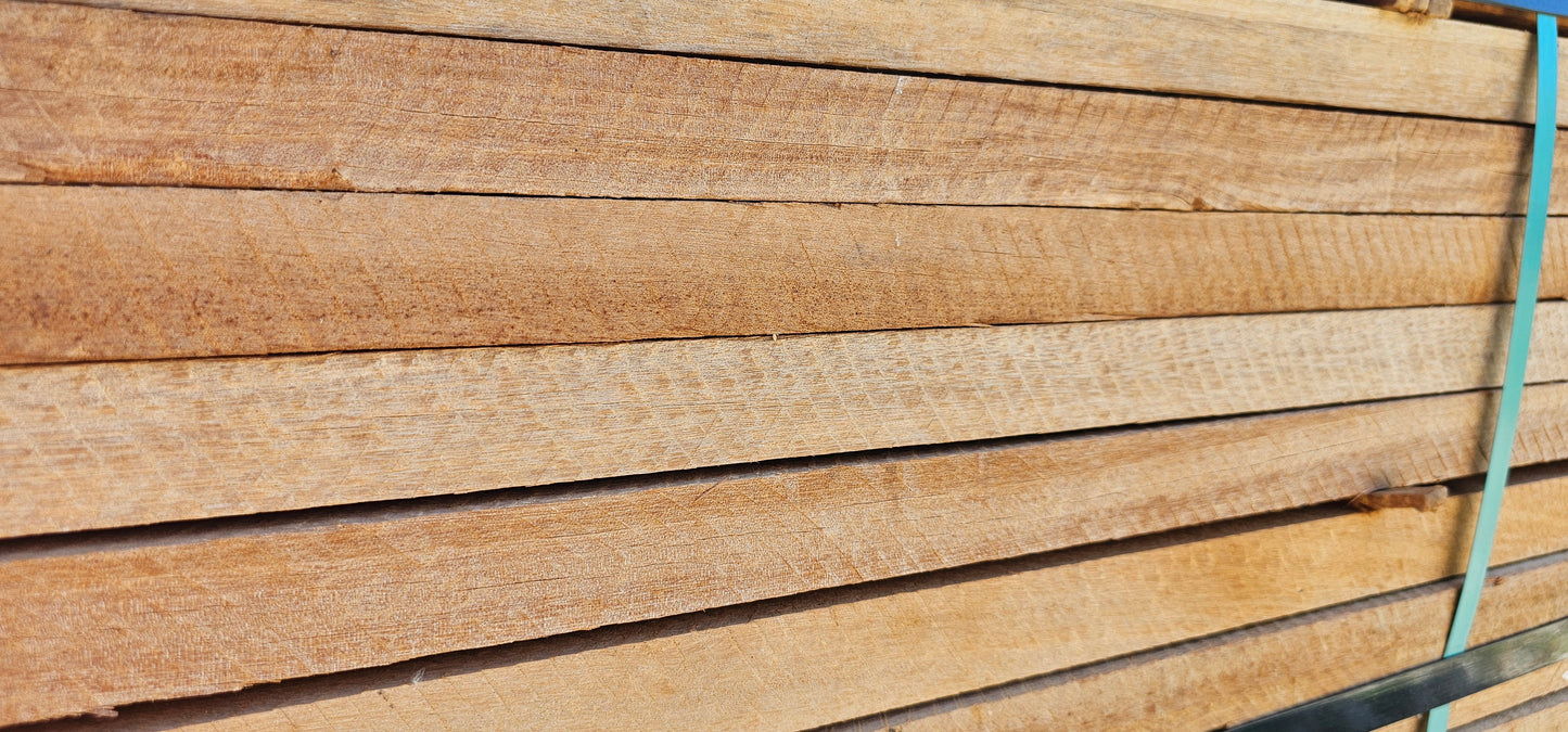 50mm x 50mm Vierkante gezaagde hardhouten paal met punt €3,49 p/m