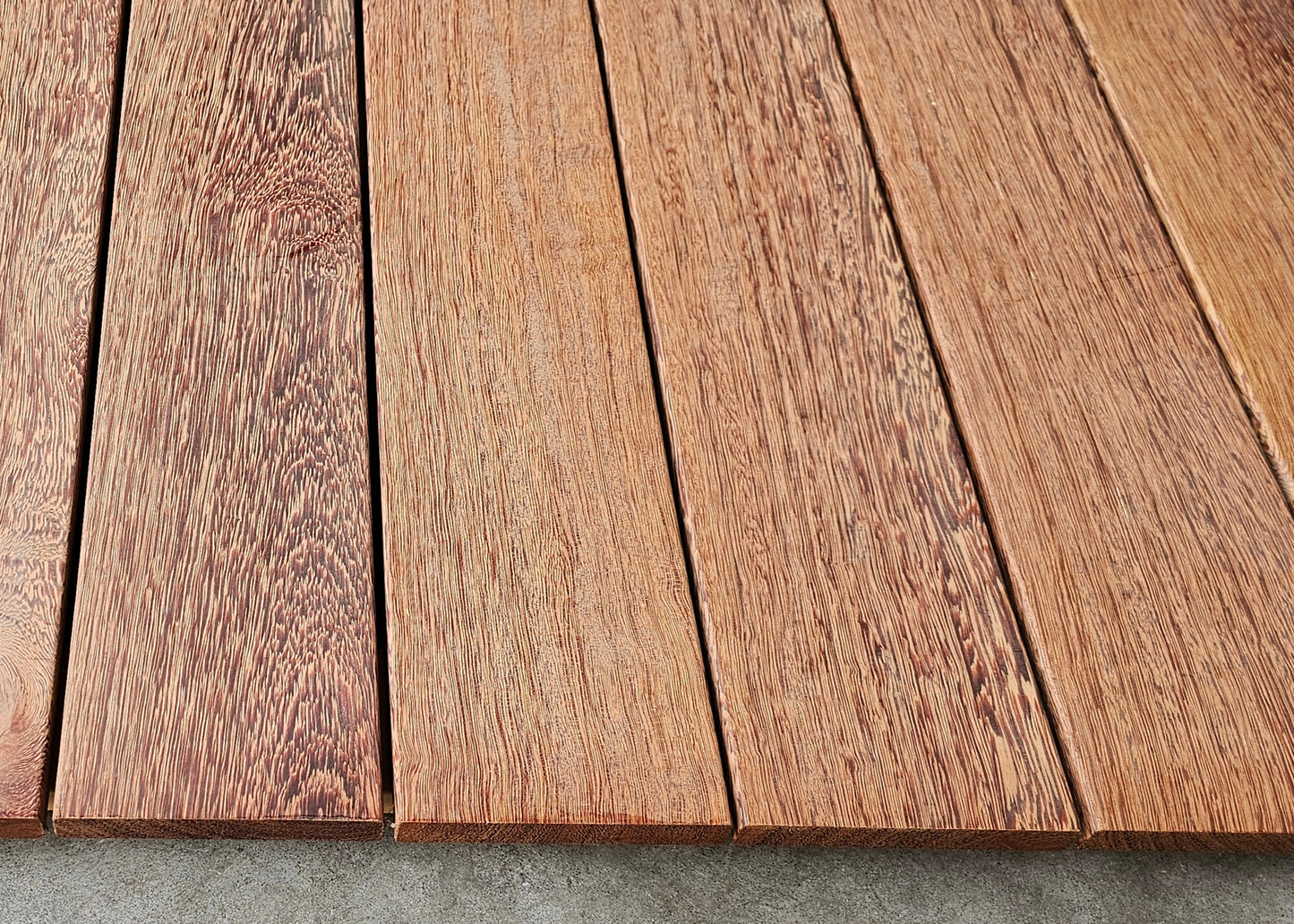 21mm x 120mm Glad geschaafde plank Sucupira Vermelha breed €6,99 p/m
