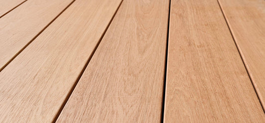 21mm x 120mm Rhombus profiel, Glad geschaafde plank Cedrinho €7,49 p/m