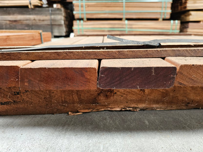 8x 1,25 meter Balken/Vlonderplanken. 40mm x 130mm €6,49 p/m!!! Angelim Vermelho